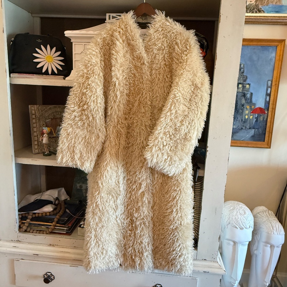 Stand Studio sz 36 4  ivory Carolina Coat faux fur curl nwt - Picture 7 of 11